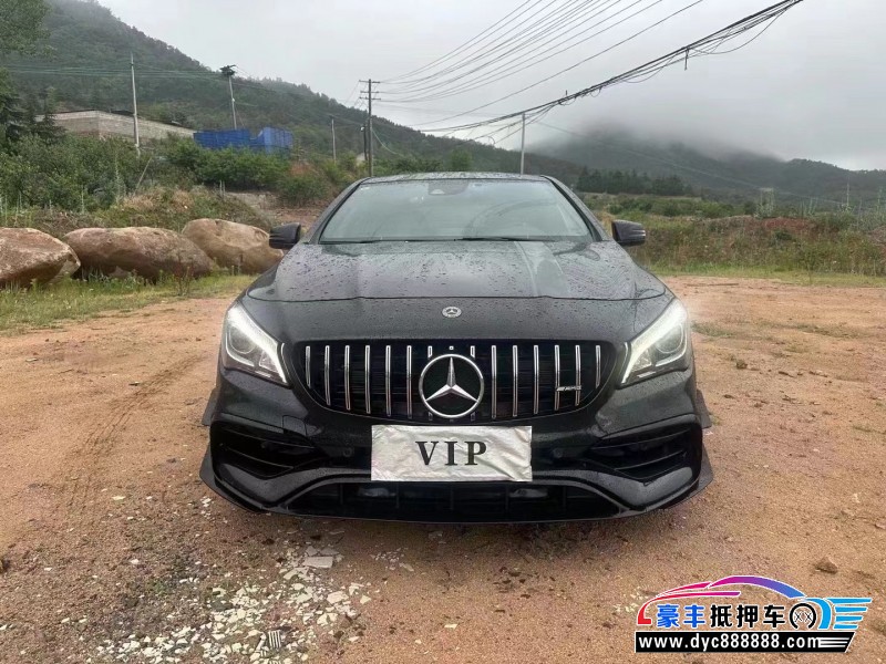 19年奔驰A轿车抵押车出售