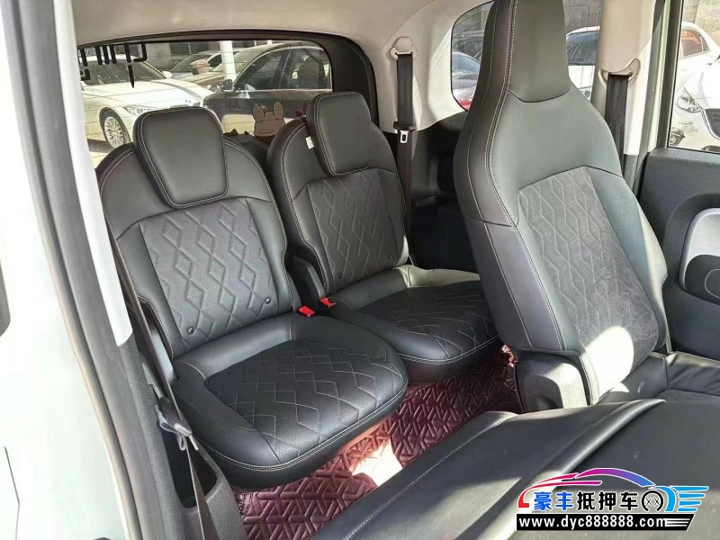 23年宝骏kiwi ev轿车抵押车出售