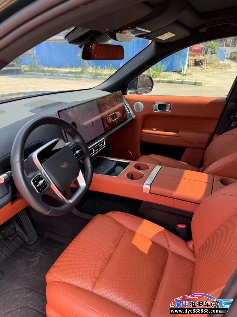 23年理想L8轿车抵押车出售