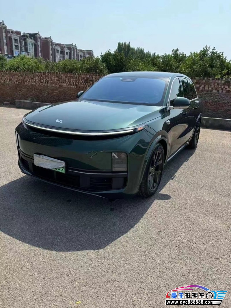 23年理想L8轿车抵押车出售