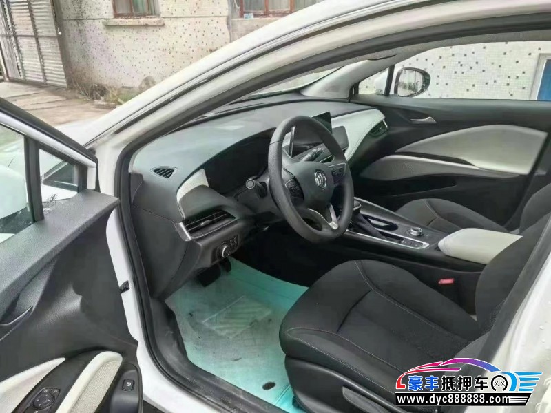 23年别克微蓝轿车抵押车出售