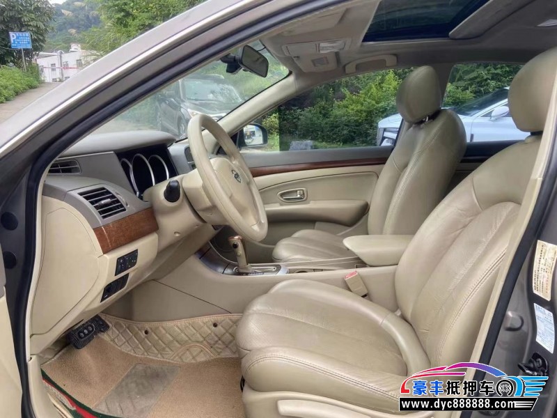 11年日产轩逸轿车抵押车出售