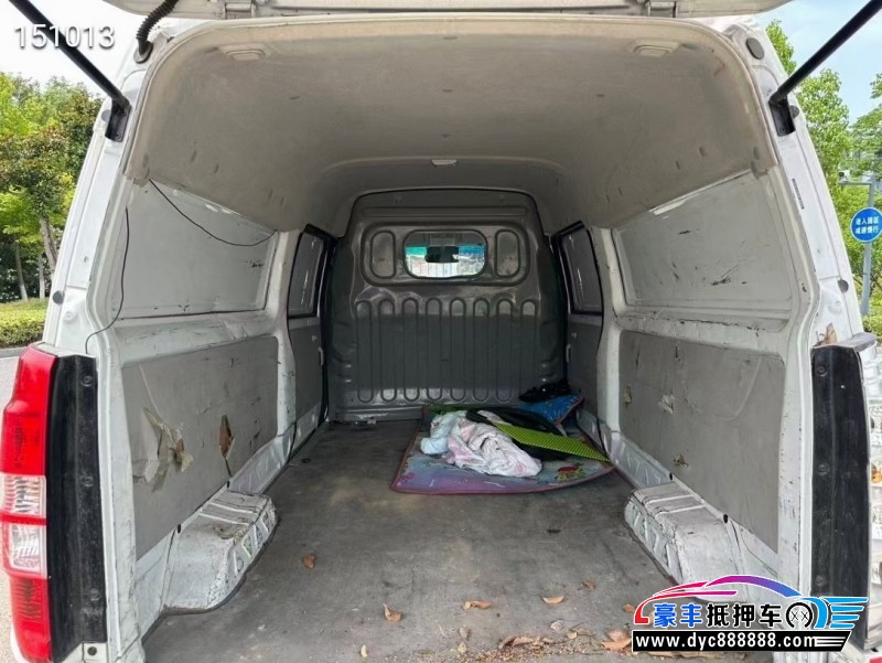 22年金杯海狮轿车抵押车出售