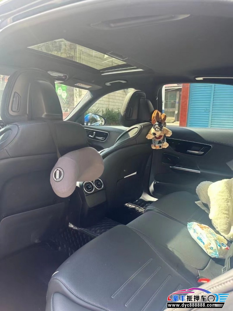 22年奔驰C轿车抵押车出售