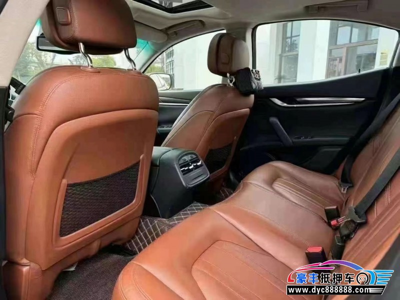 15年玛莎拉蒂Ghibli轿车抵押车出售