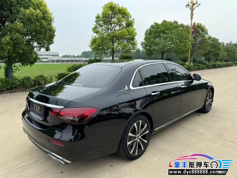 22年奔驰E轿车抵押车出售