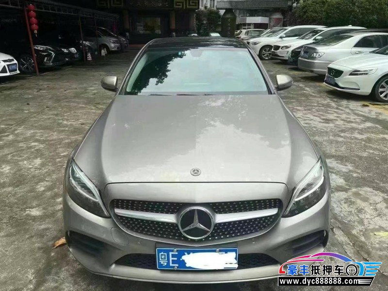 20年奔驰C轿车抵押车出售