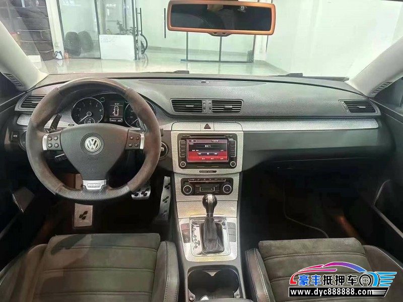 11年大众R36轿车抵押车出售