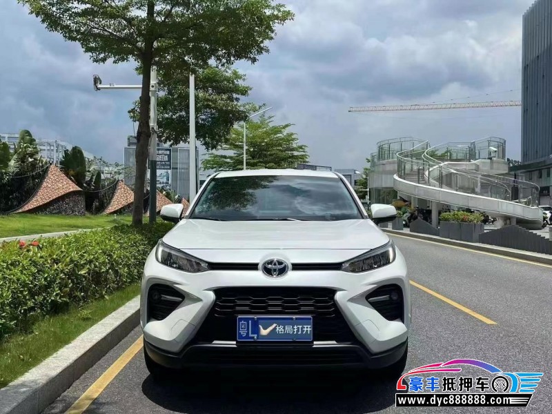 23年丰田威兰达轿车抵押车出售