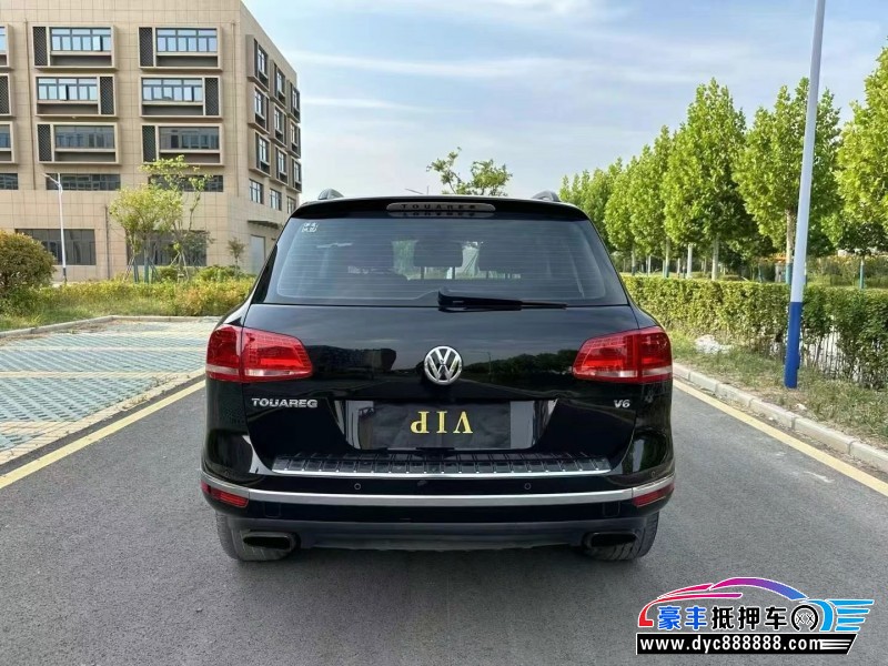 17年大众途锐轿车抵押车出售