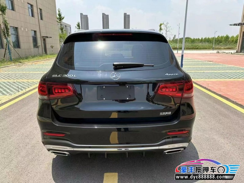 22年奔驰GLCSUV抵押车出售