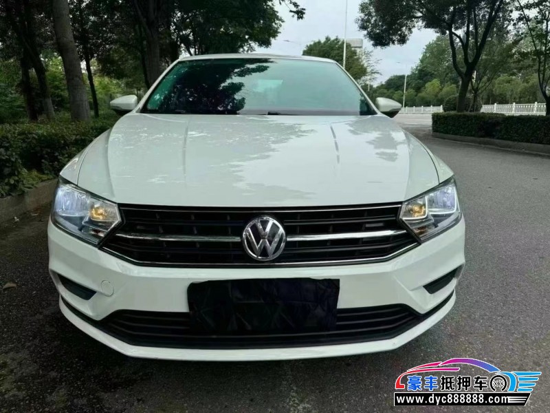 18年大众宝来轿车抵押车出售