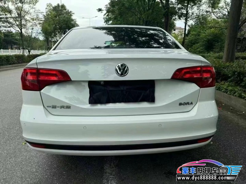 18年大众宝来轿车抵押车出售