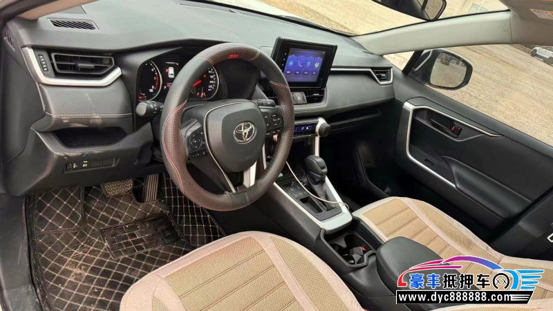 21年丰田RAV4轿车抵押车出售