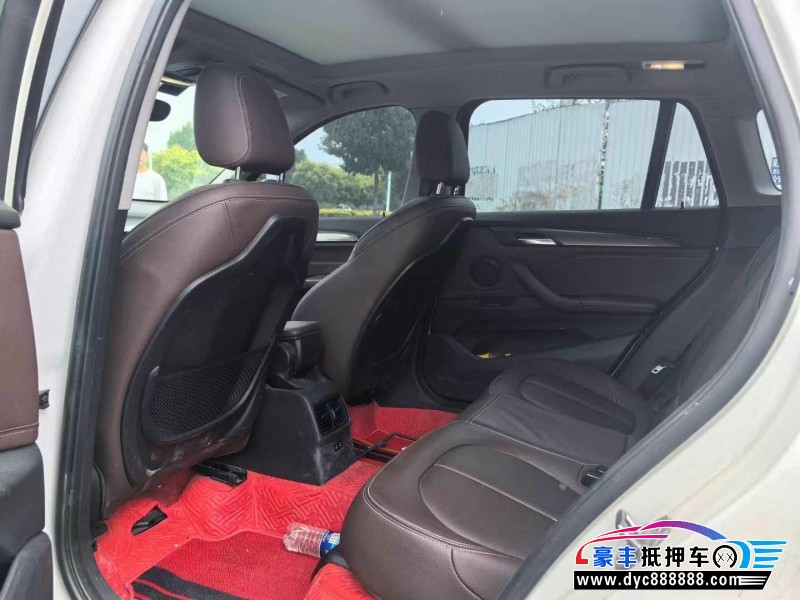 19年宝马X1轿车抵押车出售