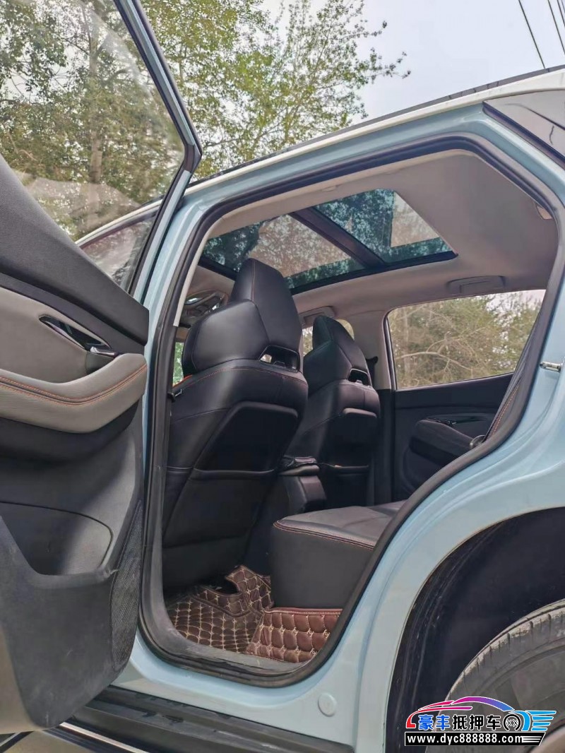 20年宝骏RS3轿车抵押车出售