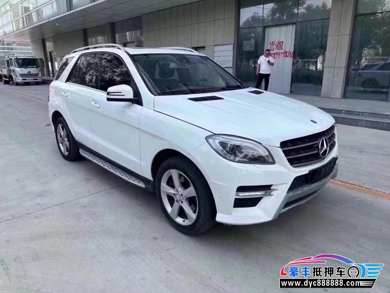 15年奔驰ML轿车抵押车出售