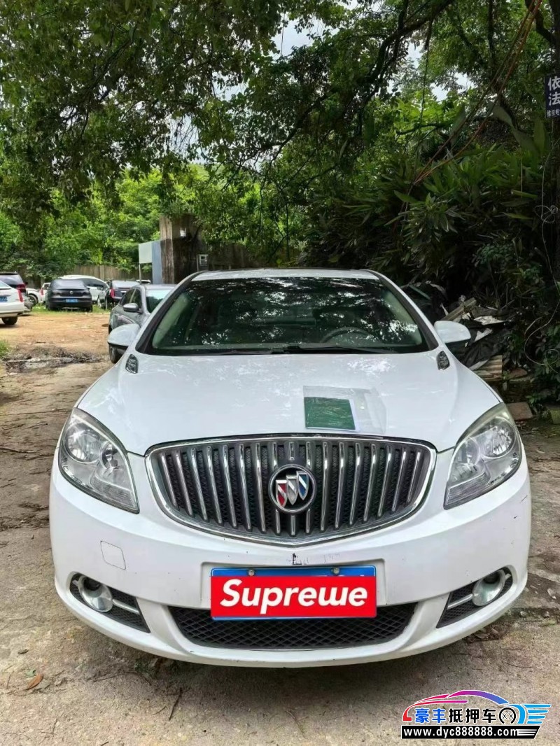 15年别克英朗轿车抵押车出售