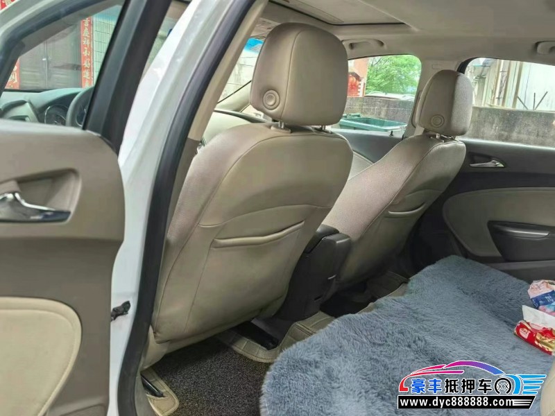 15年别克英朗轿车抵押车出售