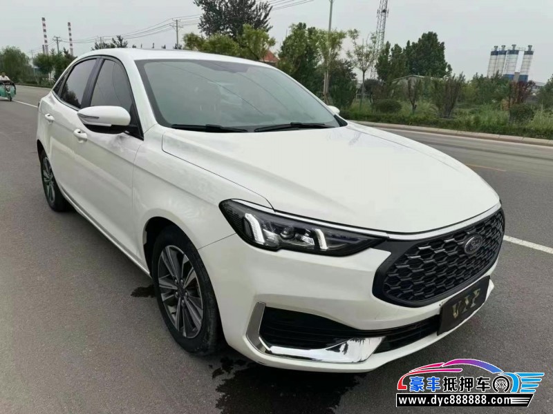 22年福特福睿斯轿车抵押车出售