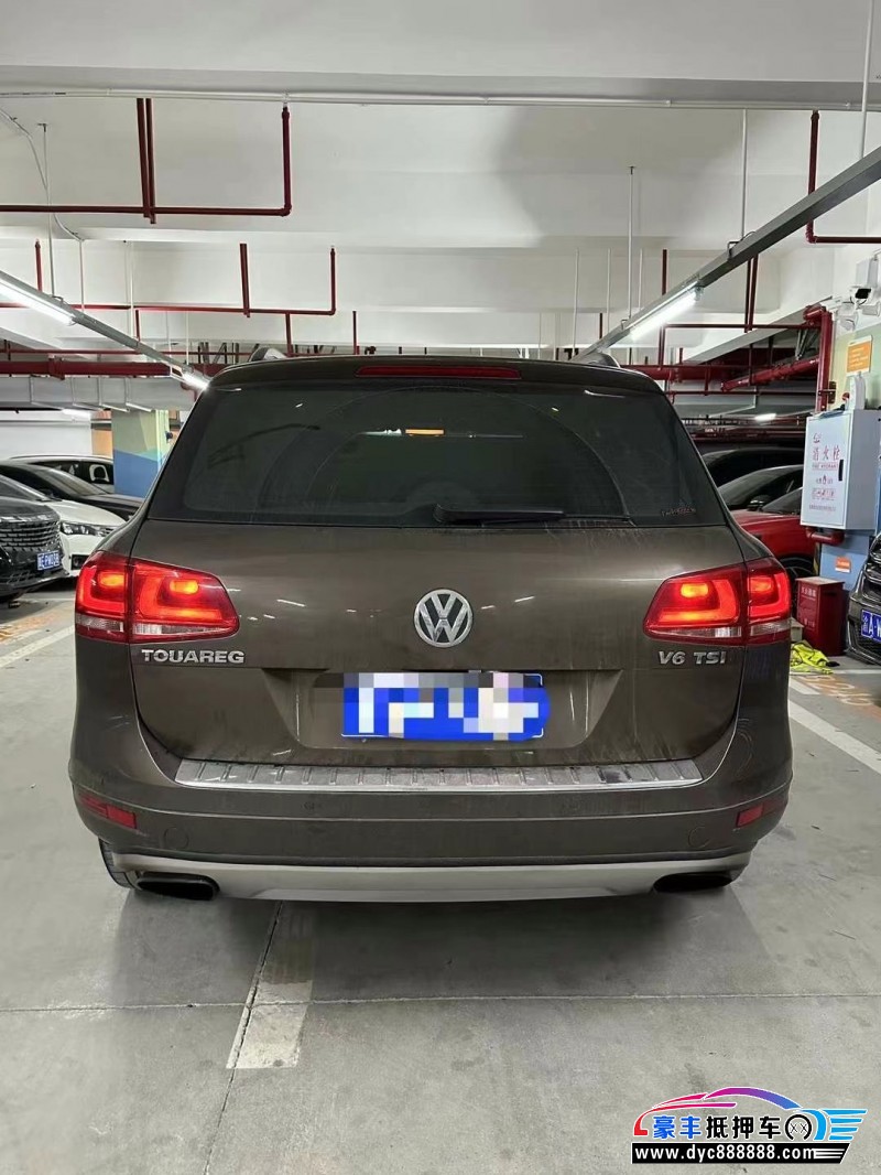 16年大众途锐轿车抵押车出售