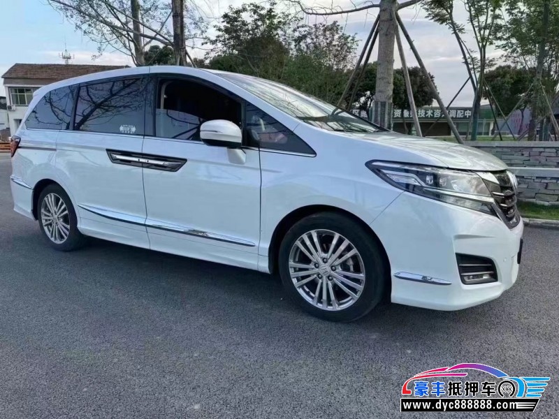 17年本田艾力绅轿车抵押车出售