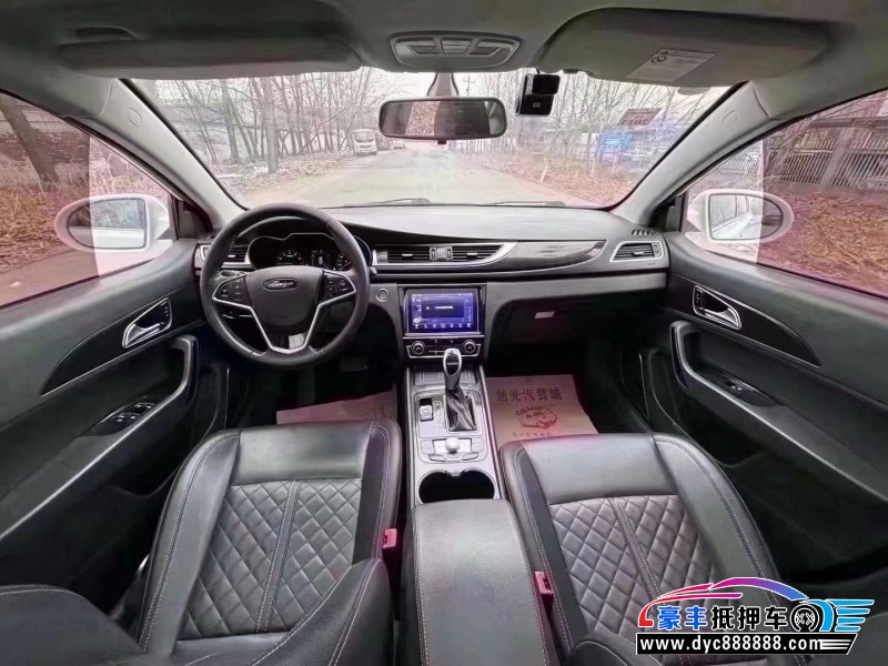 18年众泰Z560轿车抵押车出售