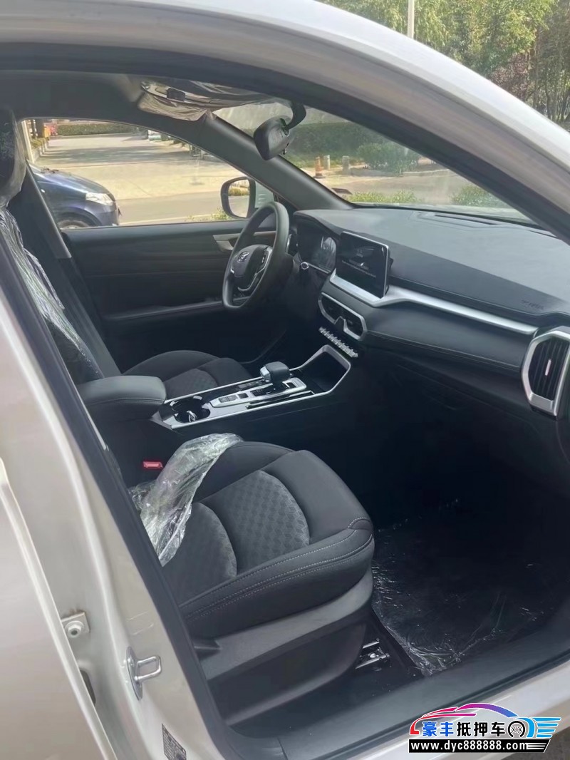 24年凯翼炫界轿车抵押车出售