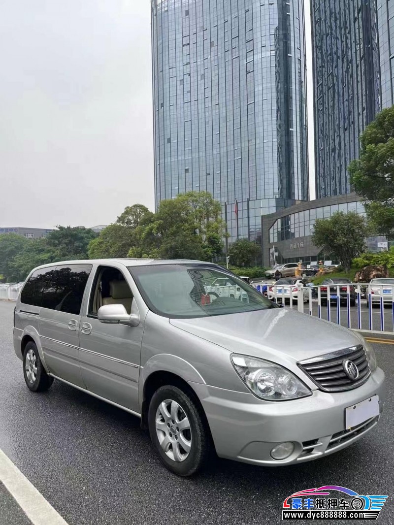 09年别克GL8轿车抵押车出售