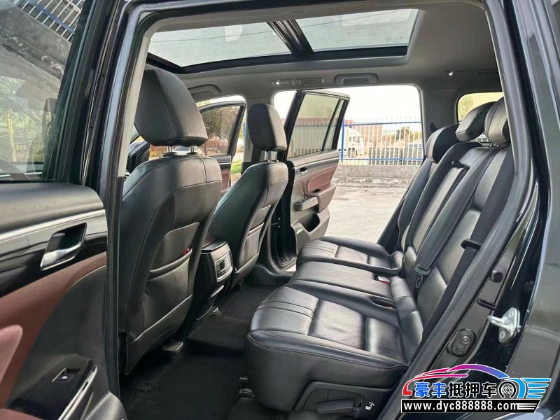 17年传祺GS8轿车抵押车出售