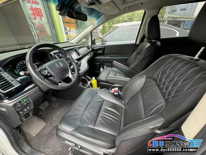 21年本田艾力绅轿车抵押车出售