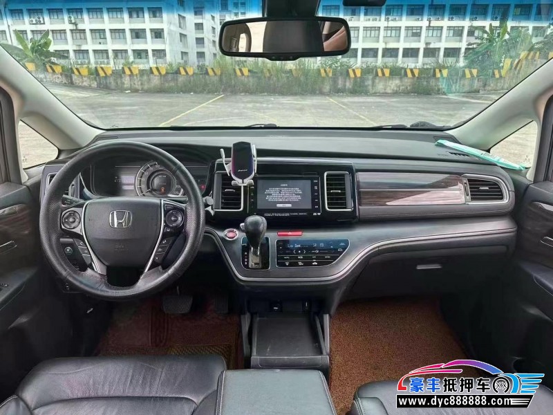 19年本田艾力绅轿车抵押车出售