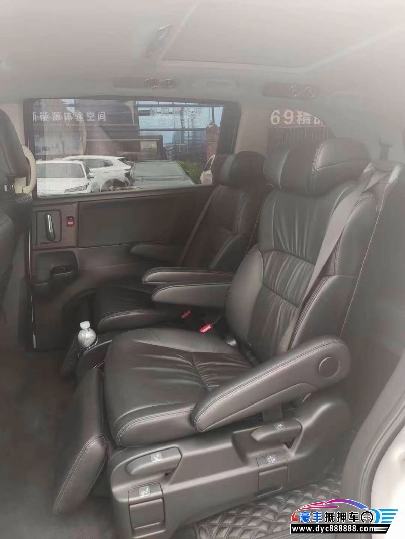 22年本田奥德赛轿车抵押车出售