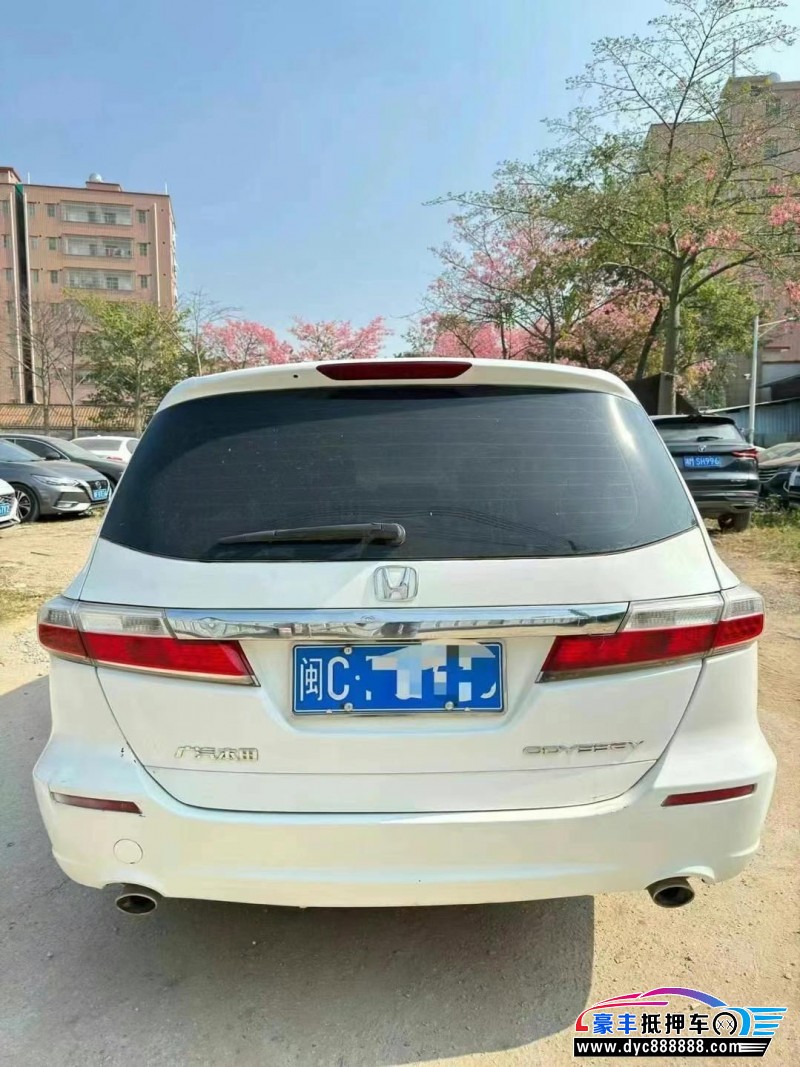 14年本田奥德赛轿车抵押车出售