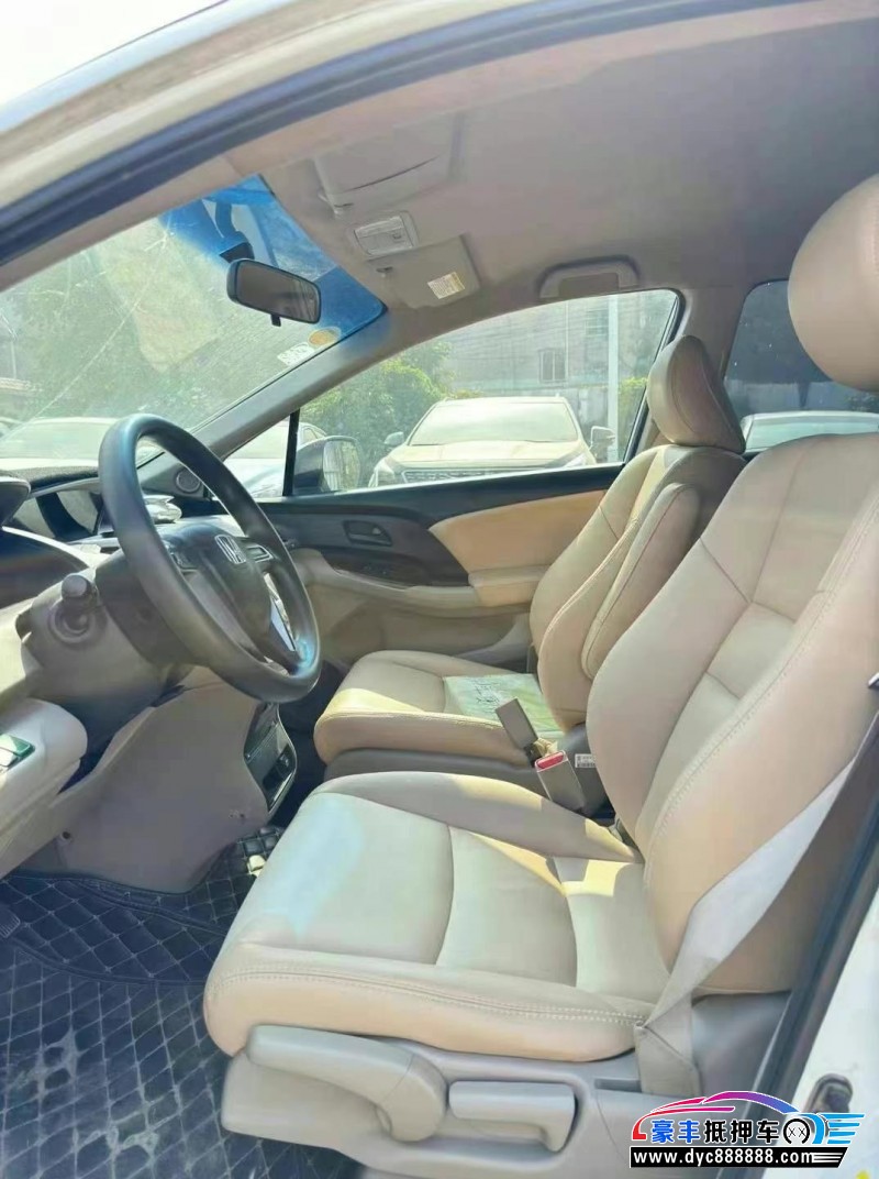 14年本田奥德赛轿车抵押车出售