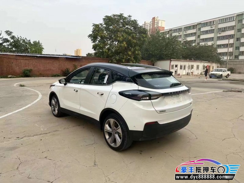 24年吉利几何轿车抵押车出售