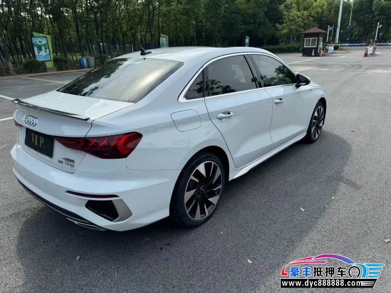 22年奥迪A3轿车抵押车出售