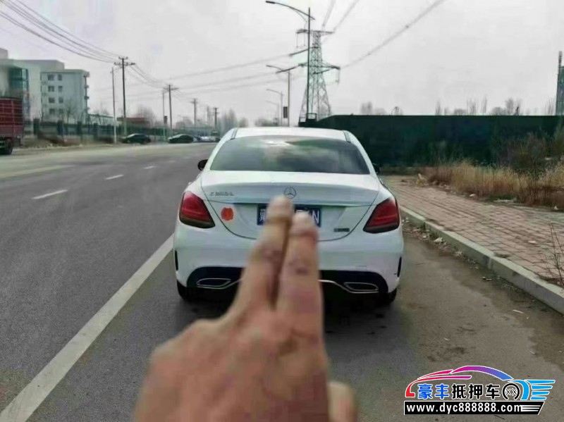20年奔驰C轿车抵押车出售
