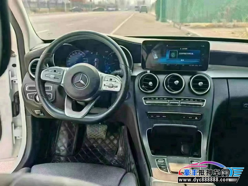 20年奔驰C轿车抵押车出售