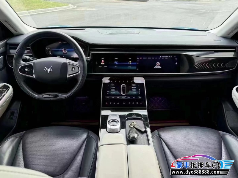 22年极狐阿尔法T轿车抵押车出售