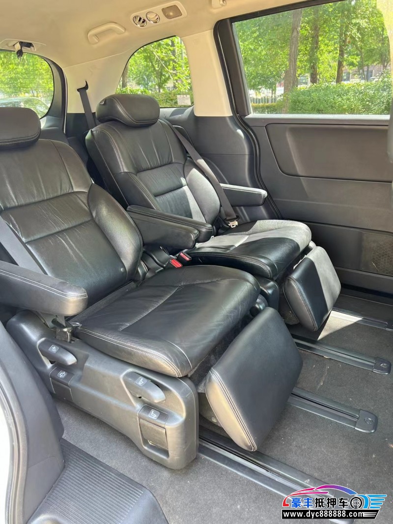 16年本田奥德赛轿车抵押车出售