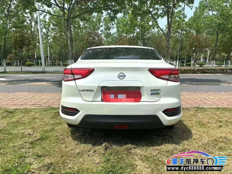 18年日产蓝鸟轿车抵押车出售