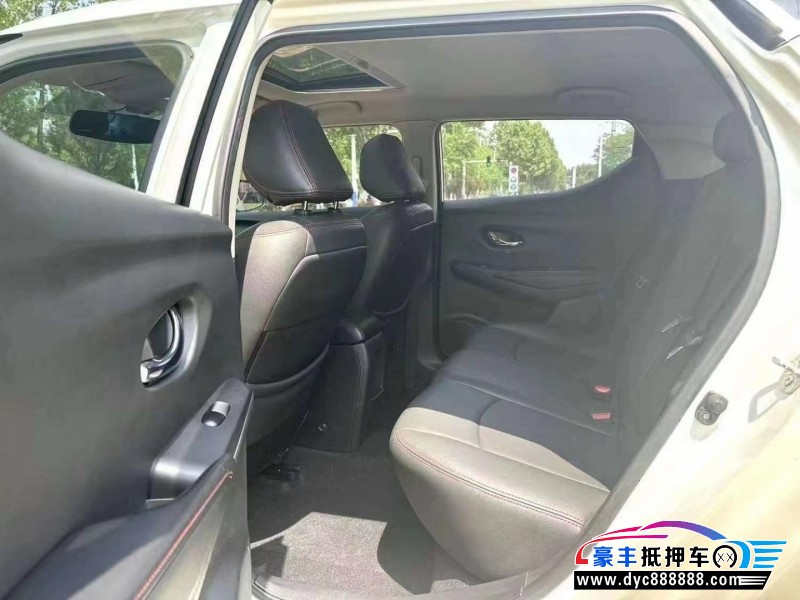 18年日产蓝鸟轿车抵押车出售