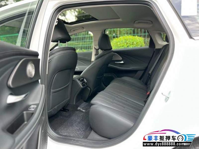 24年奇瑞风云轿车抵押车出售