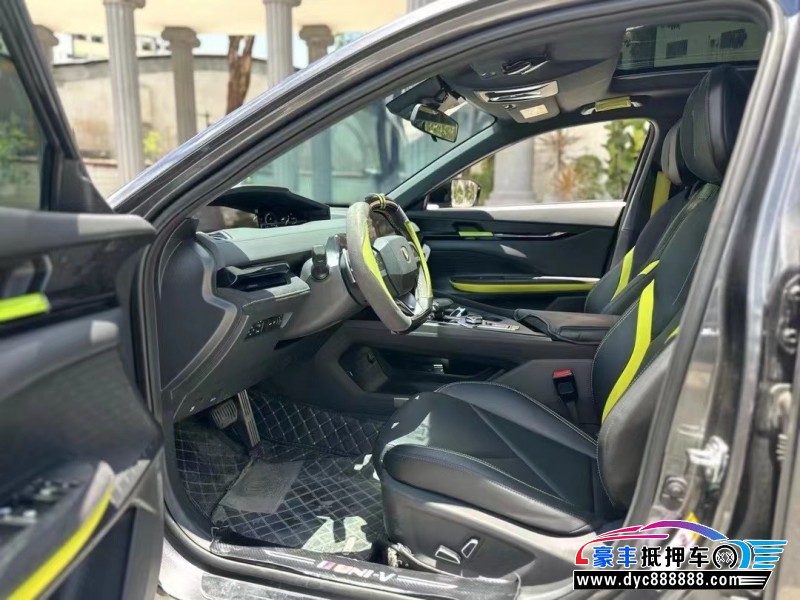 23年长安长安UNI轿车抵押车出售