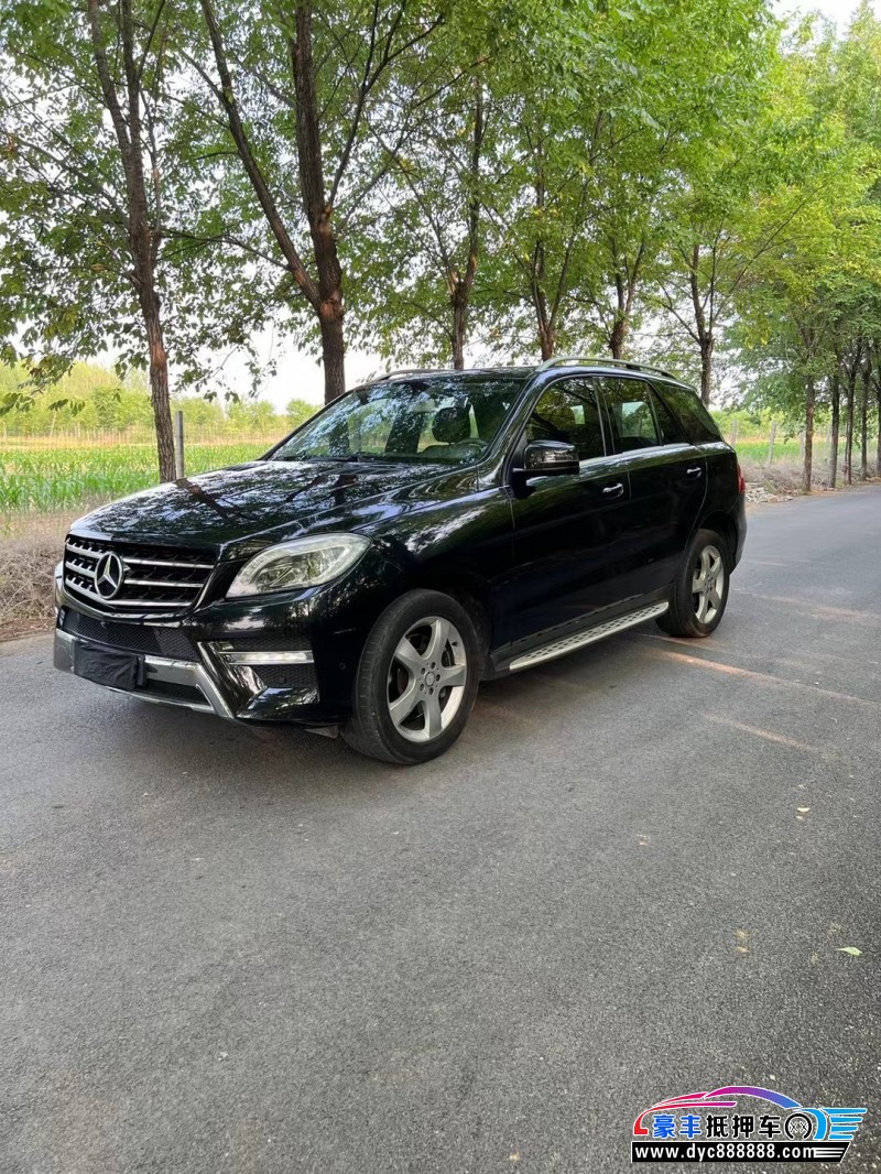 13年奔驰ML轿车抵押车出售