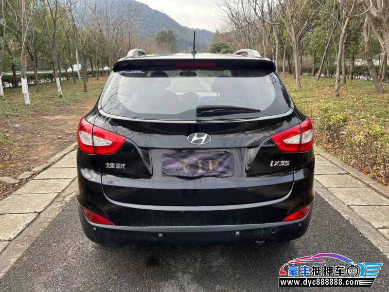 15年现代ix35轿车抵押车出售