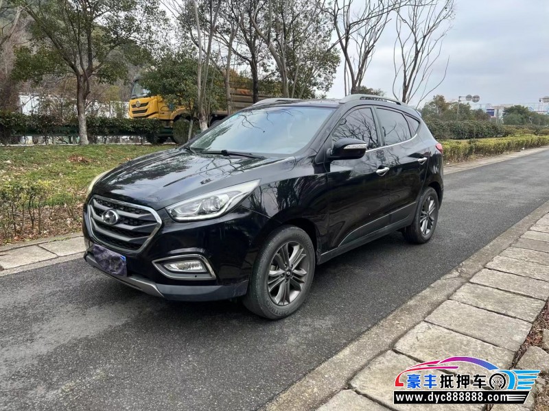 15年现代ix35轿车抵押车出售
