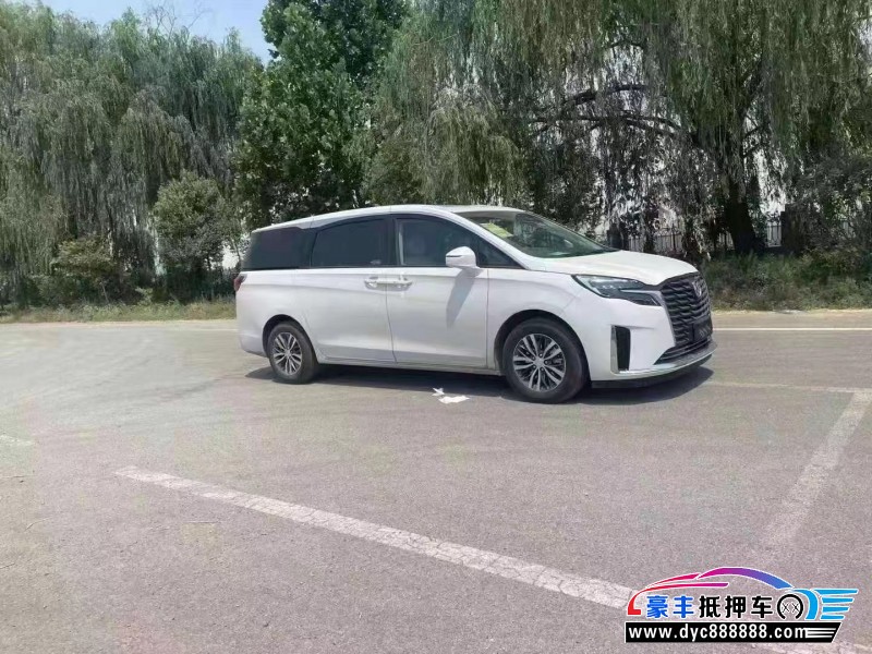 24年别克GL8轿车抵押车出售