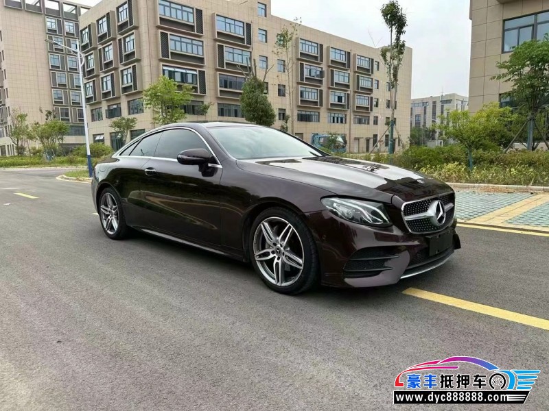 20年奔驰E轿车抵押车出售